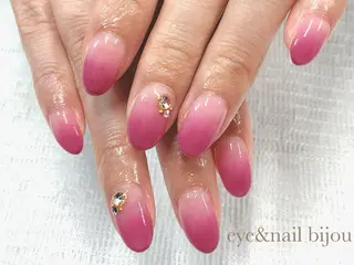 ネイル n. sakiのネイルデザイン