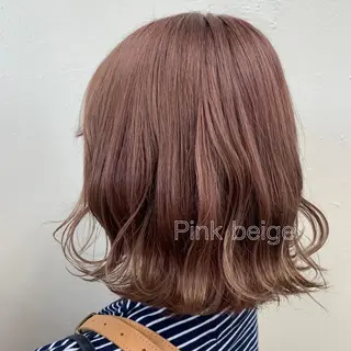 セミロング カラー ヘアアレンジ ネイル マツエク・マツパ 韓国レイヤー🕊️ 柔らかベージュ🧸のヘアスタイル