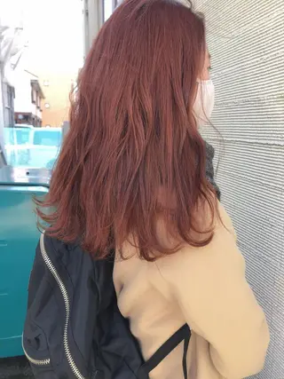 セミロング カラー 具志 正太のヘアスタイル