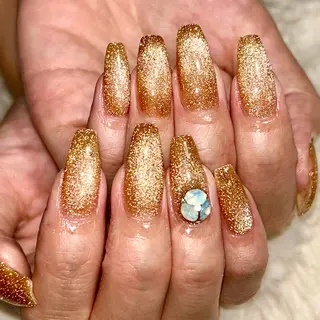 ネイル REBEST Tommyのネイルデザイン