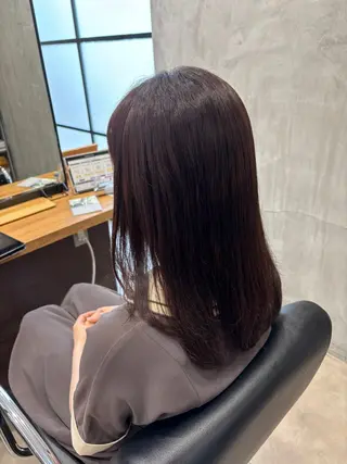 セミロング カラー 花城 沙也加のヘアスタイル