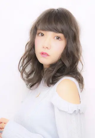 ミディアム カラー パーマ モテ髪透明感❤️ デイズヘアカラーのヘアスタイル