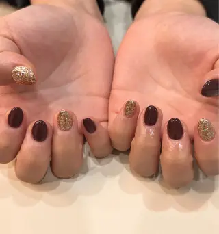 ネイル gratify心斎橋 松本のネイルデザイン