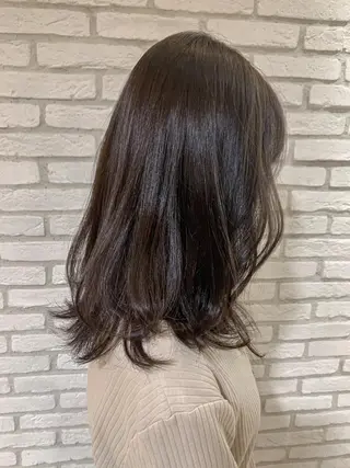 セミロング yuka .のヘアスタイル