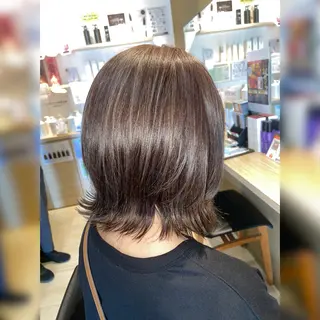 ミディアム カラー ZEALspa&relaxation所属・足立 結衣のヘアスタイル