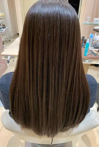 ロング ツヤ髪🌈髪質改善 🌈ナカゴシのヘアスタイル