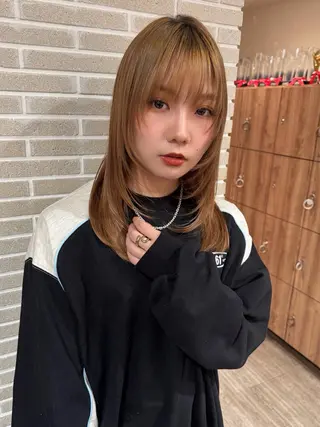 セミロング ボブレイヤー／ 今城愛友花のヘアスタイル