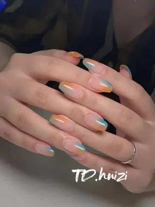 ミディアム めぐみのネイルサロン 惠のネイルデザイン