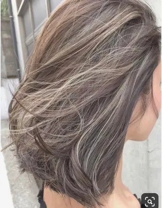 ミディアム 前井 正人のヘアスタイル