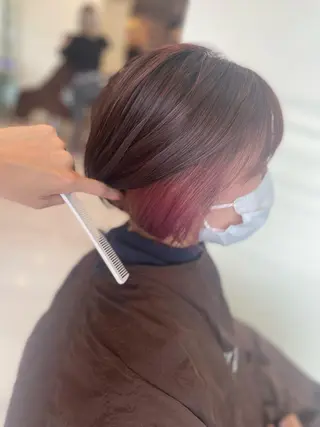 ミディアム カラー 佐々木 麻純のヘアスタイル