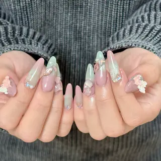 ネイル IYOU NAIL町田店所属・IYOUNAIL- Piggy(帰国中)のネイルデザイン