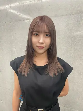 セミロング カラー 菊地 柚乃のヘアスタイル