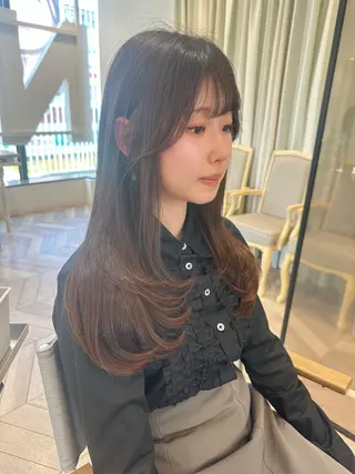 ロング ベージュ/レイヤー カット🤍Rieのヘアスタイル