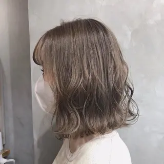ショート カラー 梅田美容室 山崎海波のヘアスタイル