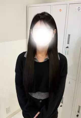 セミロング 🦋REISA🦋 エクステ×ハイトーンのヘアスタイル