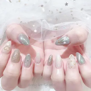 ミディアム SAKURA 🍒のネイルデザイン