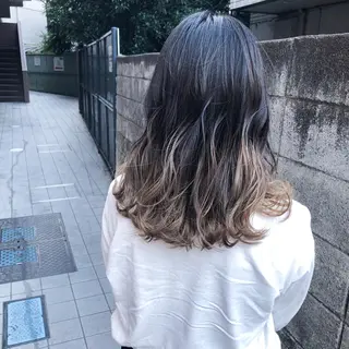 ミディアム カラー パーマ 髪質改善、エクステ 山口卓哉のヘアスタイル