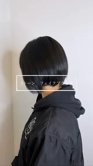 ショート メンズバレイヤージュ 斉藤春のヘアスタイル