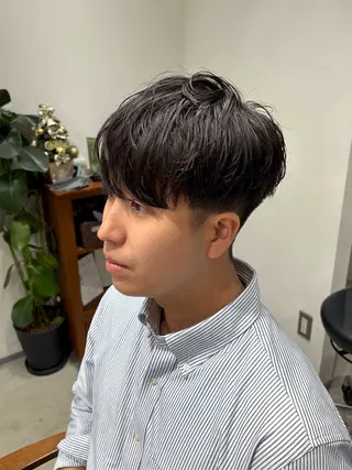 ショート ヘアアレンジ メンズ カット/無造作パーマ /艶カラー✂️ユウトのヘアスタイル