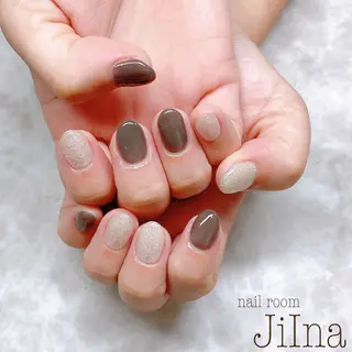 ネイル JiIna nailのネイルデザイン