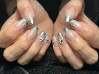 ネイル ✴︎ Delightのネイルデザイン