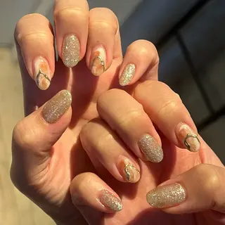 ネイル BeautySalonMIYAVI所属・浅草MIYAVI クミのネイルデザイン