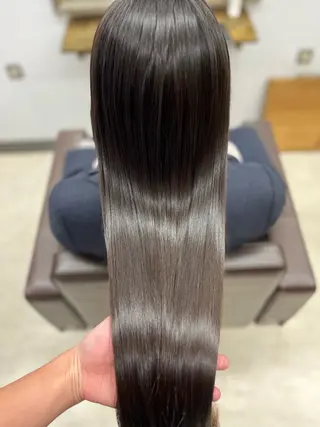 ロング Crescere所属・小島 凜のヘアスタイル