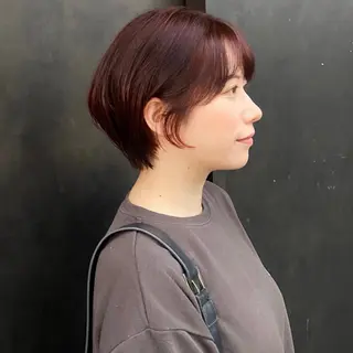 ショート カラー 比嘉 陽のヘアスタイル