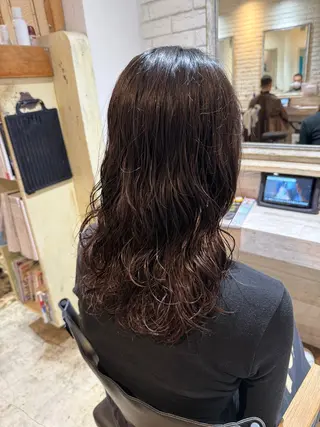 セミロング カラー 透明感カラー/パーマ 🌀アオノのヘアスタイル