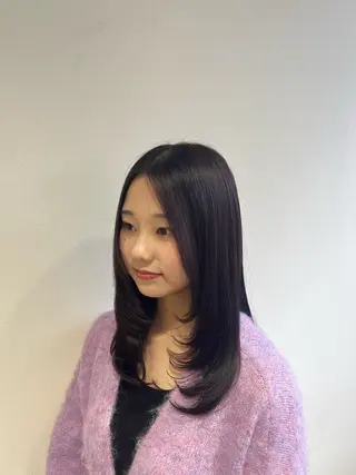 セミロング CLIQUE　有木 七虹のヘアスタイル