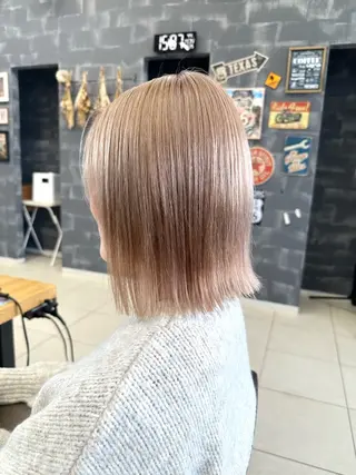 ミディアム SHUN/ブリーチ/ カラー/臼井/佐倉のヘアスタイル