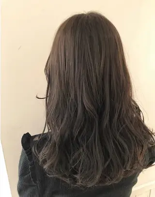 セミロング GO TODAY SHAiRE SALON　下北沢店所属・冨永 志穂の眉毛・アイブロウイメージ