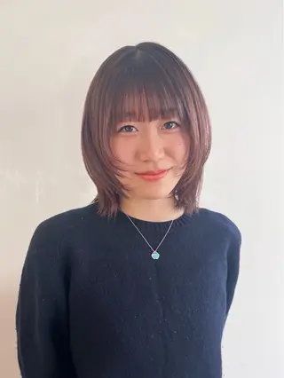 ミディアム カラー オタク美容師🛍/ 酸性ストレート/艶髪のヘアスタイル