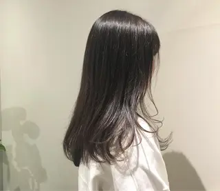 ロング カラー 野々村 朋美のヘアスタイル