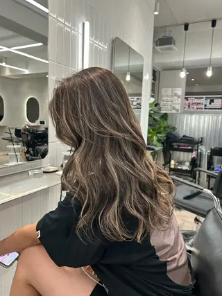 ロング ✨レイヤーカット 海外ヘア/原宿✨のヘアスタイル