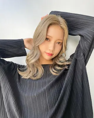 ミディアム ヘアアレンジ カラー GiseL 博多 ジゼル　博多のヘアスタイル
