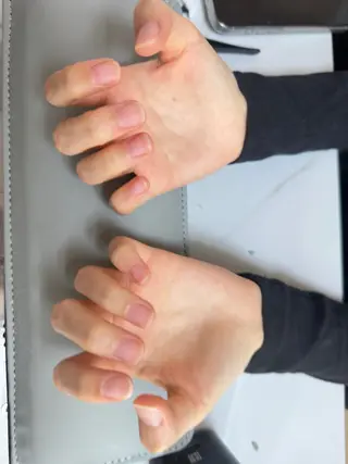 ショート Alraー ナナのネイルデザイン