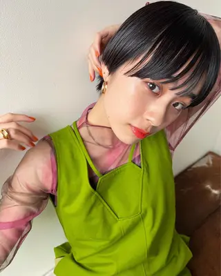 ショート カラー haco＋所属・圧倒的デザイン力 店長🎨RENAのヘアスタイル
