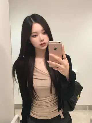 カラー 韓国風暗髪ヘア🤍 🫧MIREIのヘアスタイル