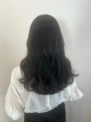 セミロング カラー 小澤 一稀のヘアスタイル