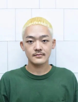 ショート カラー メンズ Merican barbershop kobe所属・永戸 新汰の眉毛・アイブロウイメージ