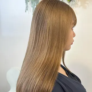 セミロング カラー Sherry/R 三川町　木村祐里奈のヘアスタイル