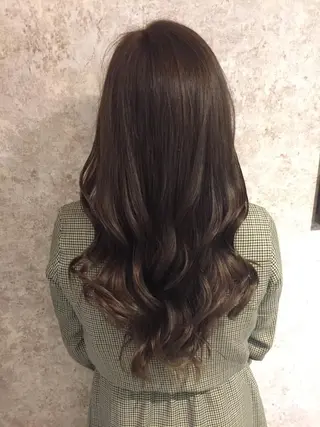 ミディアム カラー パーマ 小顔カット✨ 透明感カラー/村上のヘアスタイル