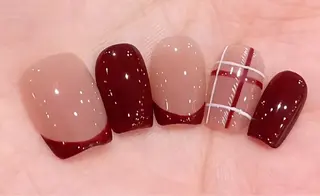 ネイル LEDアイラッシュ ∩_∩アオイのマツエク・マツパデザイン