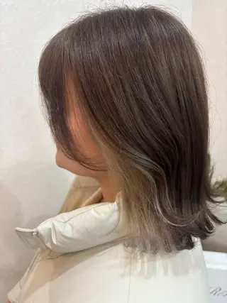 ミディアム カラー 田邊 汐音のヘアスタイル
