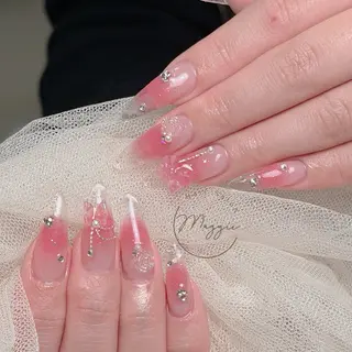ネイル Maggie Nail🦩のネイルデザイン