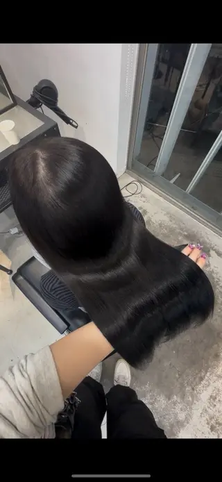 ロング カラー ダメージレス艶カラー MISAKI🦋のヘアスタイル