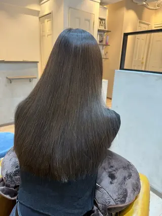 ロング 小山 ヨシタカのヘアスタイル