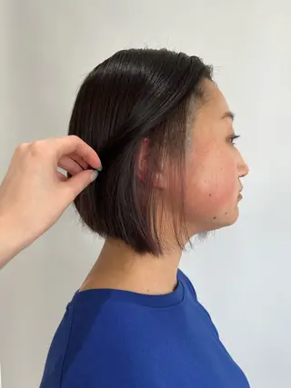 セミロング 野村 奈里亜のヘアスタイル