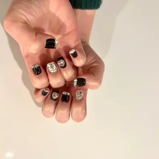 ネイル 黒葛原 めぐみのネイルデザイン